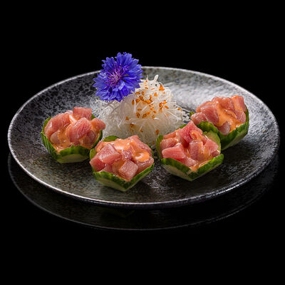 Сашими Магуро Блюфин Оторо Спайси в Koi sushi bar по цене 3290 ₽