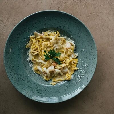 Паппарделле с креветками в Semplice Secondfloor по цене 550 ₽