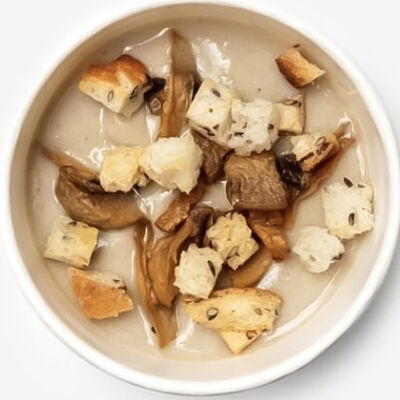 Грибной крем-суп с шампиньоны и сухарямив Surf Coffee x Passage по цене 250 ₽