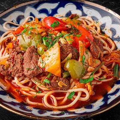 Лагман уйгурский в Чайхана Плов центр по цене 475 ₽