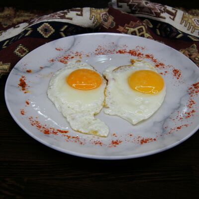 Яичница из двух яиц в FastШашлык и Хинкали по цене 150 ₽