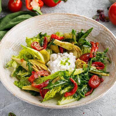 Салат с артишокам и страчателлой в Маймун по цене 790