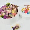 Цветы с ботанической свечой в подарок учителюв Дарите красиво по цене 5990