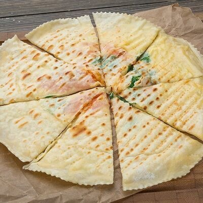 Пичча нон с сыром в Чайхона №1 Братьев Васильчуков по цене 195 ₽