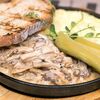 Бефстроганов из говяжьей вырезки с картофельным пюре в Капитал Grill & Beer по цене 1668