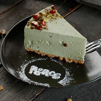 Фисташковый чизкейк в Tucano Coffee Ecuador по цене 300 ₽