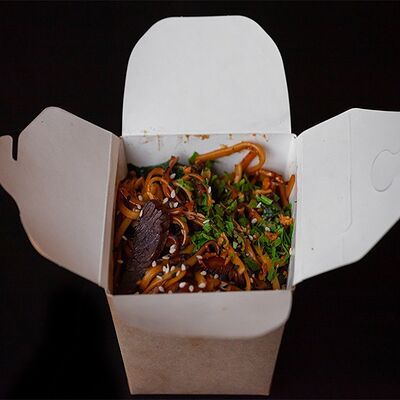 Лапша с говядиной в Бабушка Вонга по цене 780 ₽