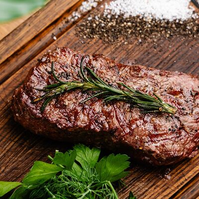 Топ-блейд в Колбасный цехМагадан по цене 2250 ₽