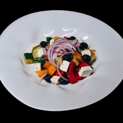 Салат Греческий в Лаверна по цене 690 ₽