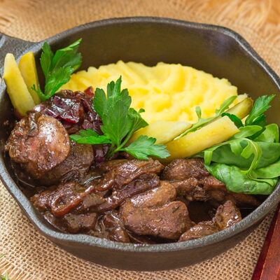 Куриная печень по-венециански в Луиджи & Тосё по цене 259