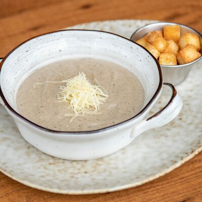 Крем-суп из шампиньонов в Дюшес по цене 430