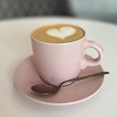 Капучино в Semi-Sweet по цене 460 ₽