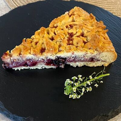 Бабушкин кудрявый пирог в Чкалов. Северная кухня по цене 370 ₽