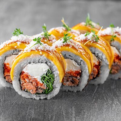 Ролл Сеньор микс в YOKO SUSHI по цене 680 ₽