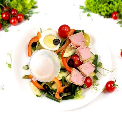 Нисуаз салат в У Палыча. С пылу, с жару! по цене 418 ₽