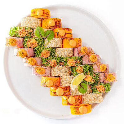 Умами сет в Fusion Sushi по цене 45 р.