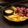 Колбаски Кабаносы с картофелем фри в Billy’s pub по цене 480