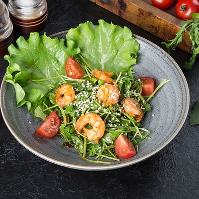 Рукола с креветками в Чайхана №2 по цене 500 ₽