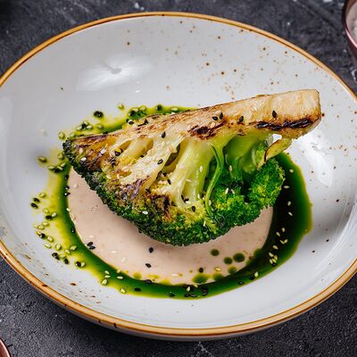 Брокколи в ореховом соусе в Пламя по цене 490 ₽