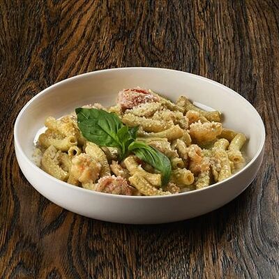 Паста с креветками и цыпленком в сливочном песто в BeerLogovo по цене 790 ₽