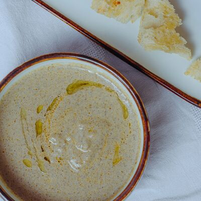 Грибной крем-суп в Роланд по цене 550 ₽