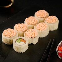 Лава с лососем в Sushi & Roll