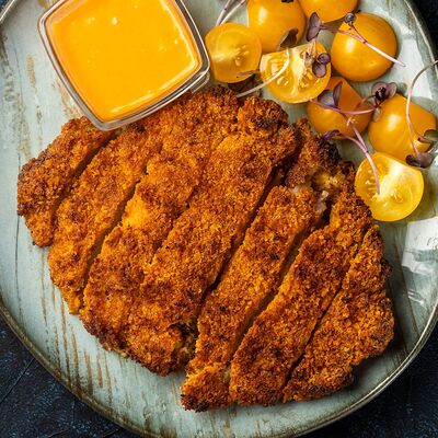 Хрустящая свинина с соусом в Oliva по цене 880 ₽