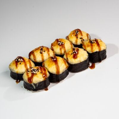 Запечённый ролл с помидором, сыром, зелёным луком и соусом унаги в ЁБИСАН по цене 899 ₽