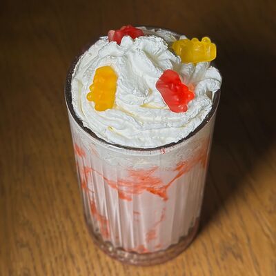 Милкшейк мармеладныйв Романовская пекарня по цене 480 ₽