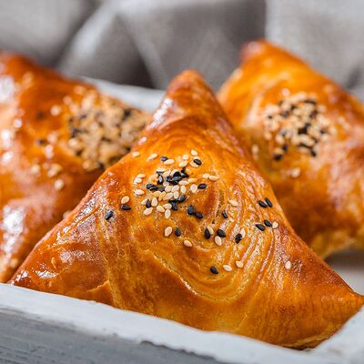 Самса с бараниной в Сахара по цене 205 ₽