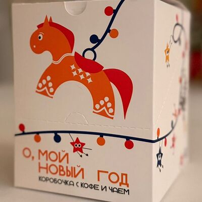 Коробочка с кофе и чаем в Опера по цене 2860 ₽