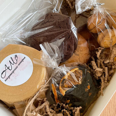 Подарочный боксв АМ по цене 1500 ₽