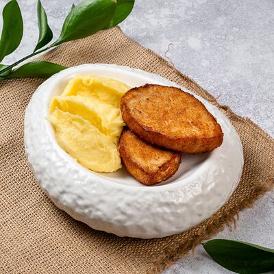 Куриные котлеты с пюре в Ресторан Батони по цене 615 ₽