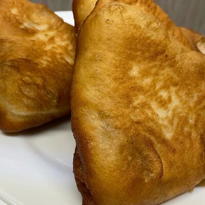 Беляш в КафеПельмешкин дворик по цене 160 ₽