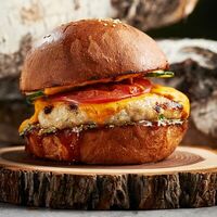 Бургер Jack Daniels с курицей в Гриль бар BQ