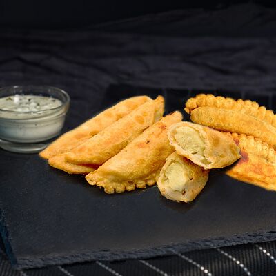 Чебуреки рыбные в Dонер Баzа по цене 245 ₽