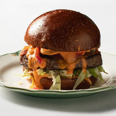 Бургер Ava в Ava bistro по цене 990 ₽