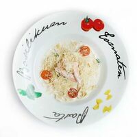 Фетучини с лососем в сливочно - ореховом соусе в San-Pizzerino