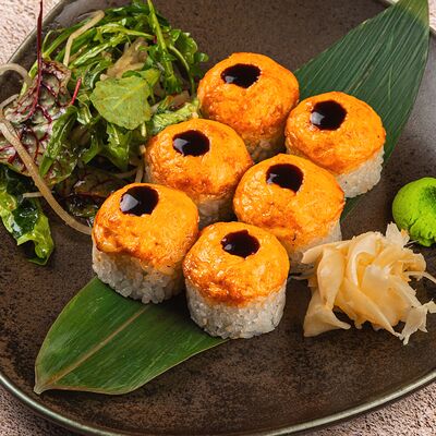 Ролл Запеченный лосось в Омар Хайям Европа и Азия по цене 760 ₽