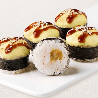 Ролл Аяши с лососем и моцареллой в Суши Wok по цене 559 ₽