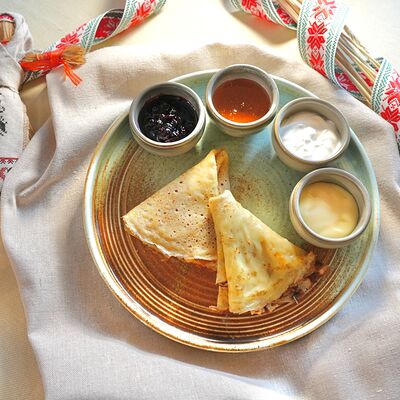 Блинчики со сметанойв Ботаника по цене 250