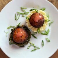 Котлетки из форели с фасолью в Суп с котом