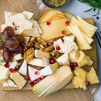 Ассорти сыров в Курагадиван по цене 440