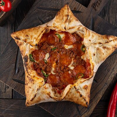 Звезда с чили (28 см) в Pizzamento по цене 870 ₽