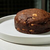 Шоколадное печенье с начинкой из крем-чиза в Saletta coffee