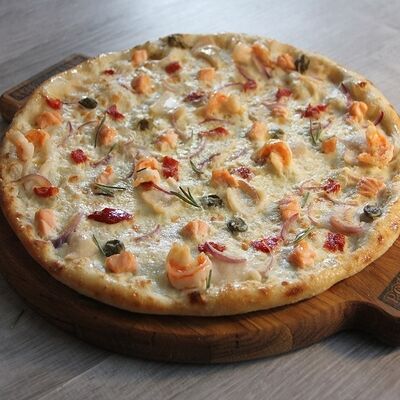 Пицца Морская в Pomidoroff по цене 1480 ₽