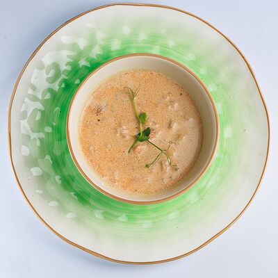 Сливочный суп с форелью и белой рыбой в Семейный ресторан Tiki&Taki по цене 600 ₽