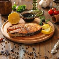 Стэйк из сёмги в Кафе Динамо грузинская кухня
