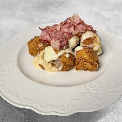 Цветная капуста с беконом в MaMa Mia по цене 729 ₽