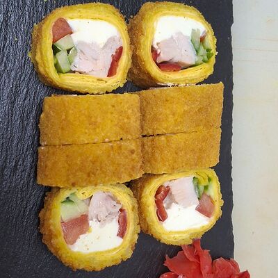 Тортилья с курицей в темпуре в Sushihome74 по цене 500 ₽